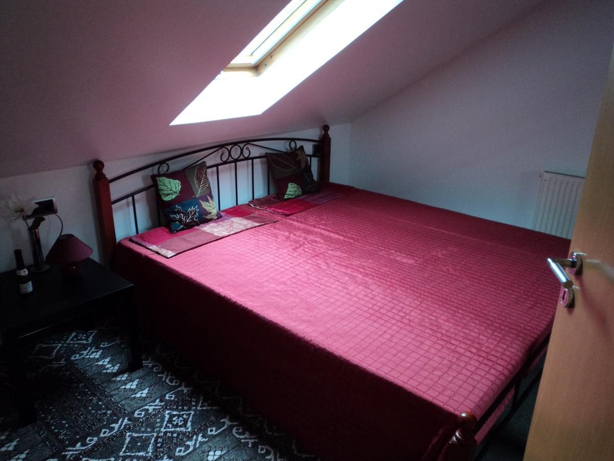 Ferienwohnung Rudolf-Lindner Neustadt an der Aisch Ngoại thất bức ảnh